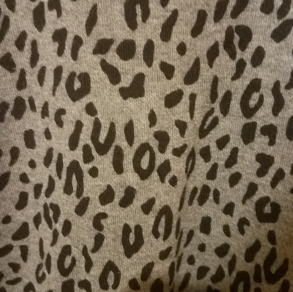Loft Ann Taylor Medium Leopard Print Sweater - image 4